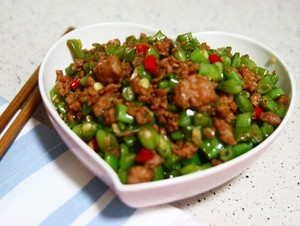 肉沫豆角下饭菜