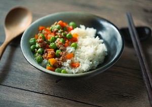 豌豆炒肉末