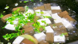 鸭血豆腐羹—平民食物补铁补钙