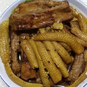 玉米笋闷小肉排