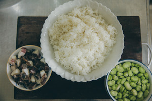 蚕豆焖饭