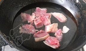 香菇烧鸭肉