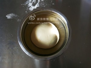 酸奶炼乳排包