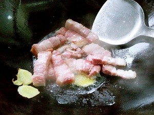 咸肉河蚌炖豆腐 ★中国菜★