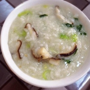 鲜贝蔬菜粥