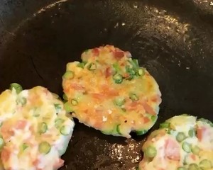 土豆蒜薹小煎饼