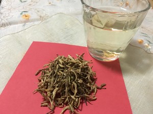 自制金银花茶