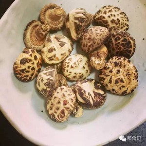 花菇虫草炖鸡汤