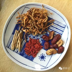 花菇虫草炖鸡汤