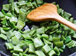 家乡扁豆肉饭