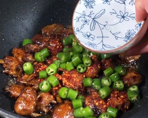 闺蜜每次来蹭饭必点的一道菜，太香了?