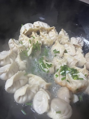 鲜虾瘦肉什锦饺