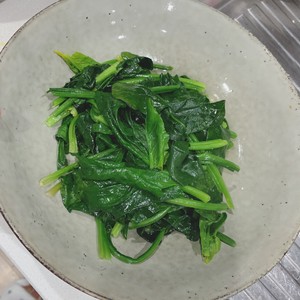 上汤菠菜，皮蛋咸鸭蛋还可以这样吃？