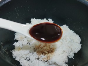 邻居抢着来我家吃土豆香肠炒饭，原来这么香！