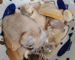 河蚌咸肉春笋煲